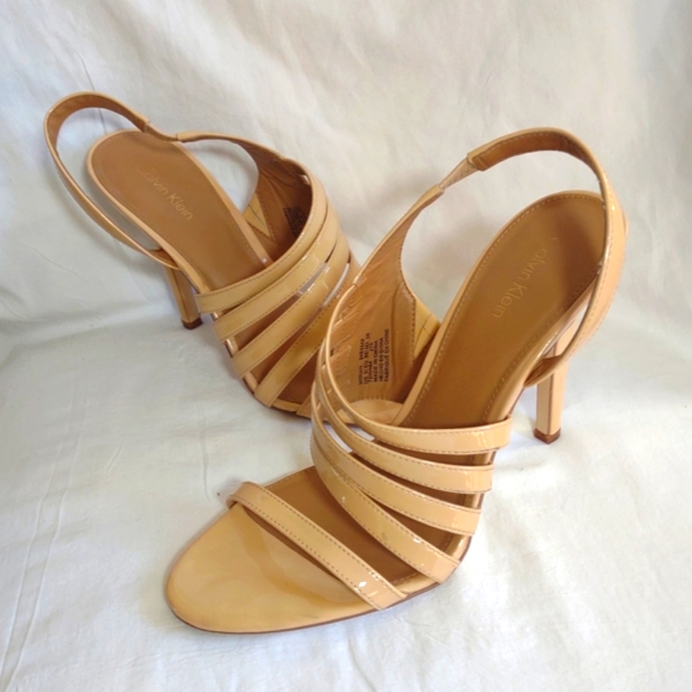 Calvin Klein Mirian Tan Strappy Women's Heels. Size 9